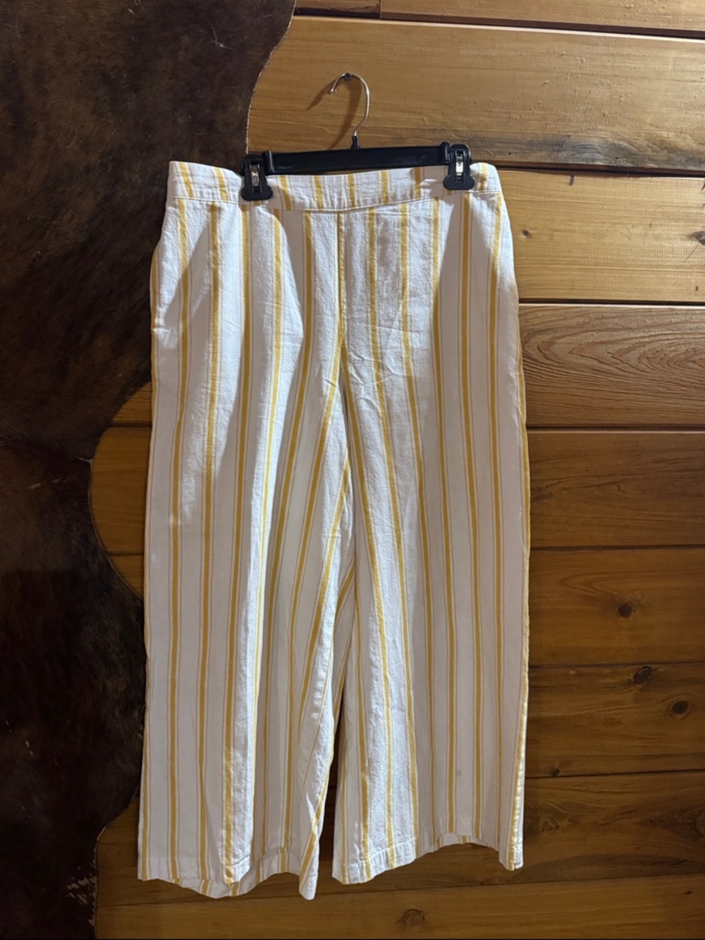 a.n.a White Pants with Yellow Stripes